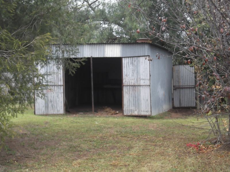 25 Gray Street, Nyah West VIC 3595