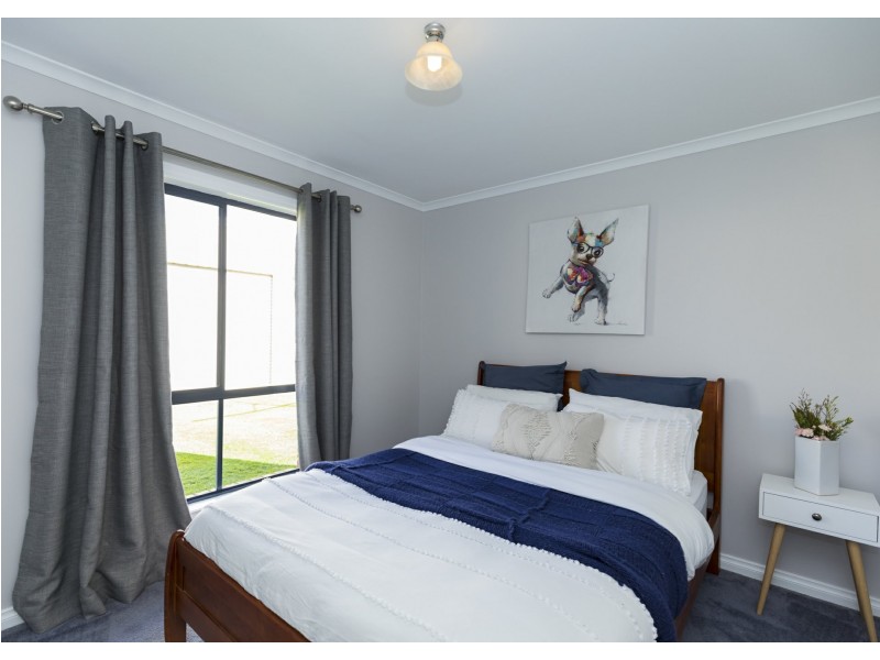 14 Cutri Drive, Swan Hill VIC 3585