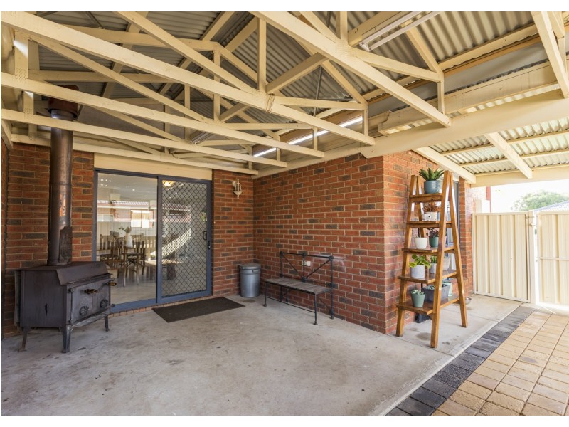 14 Cutri Drive, Swan Hill VIC 3585