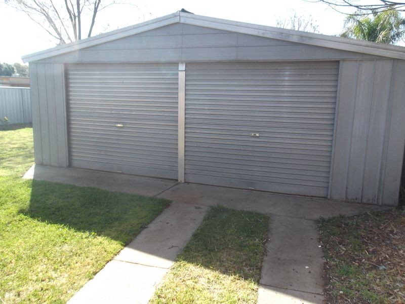 2A Kimberley Avenue, Swan Hill VIC 3585