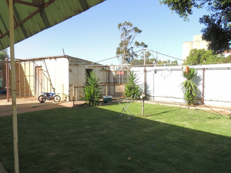 22 Birdwood Avenue, Nyah West VIC 3595