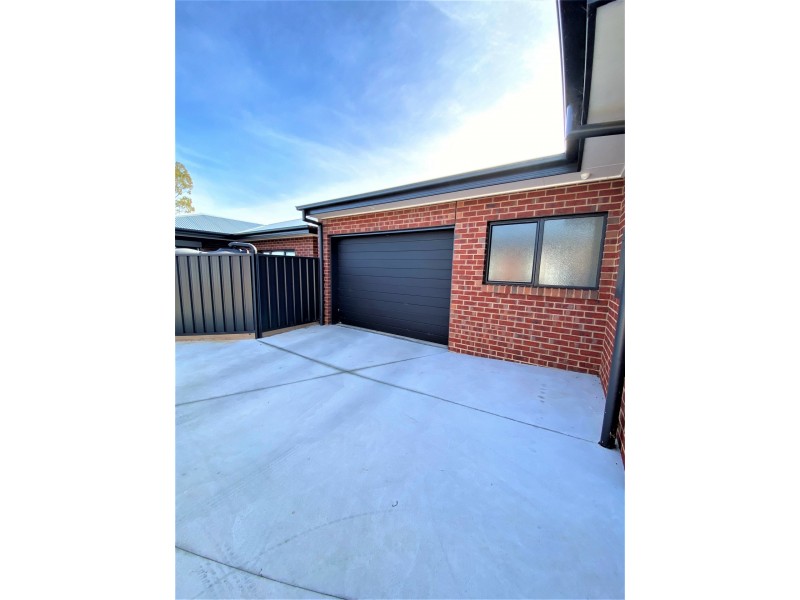 116 Stradbroke Avenue, Swan Hill VIC 3585
