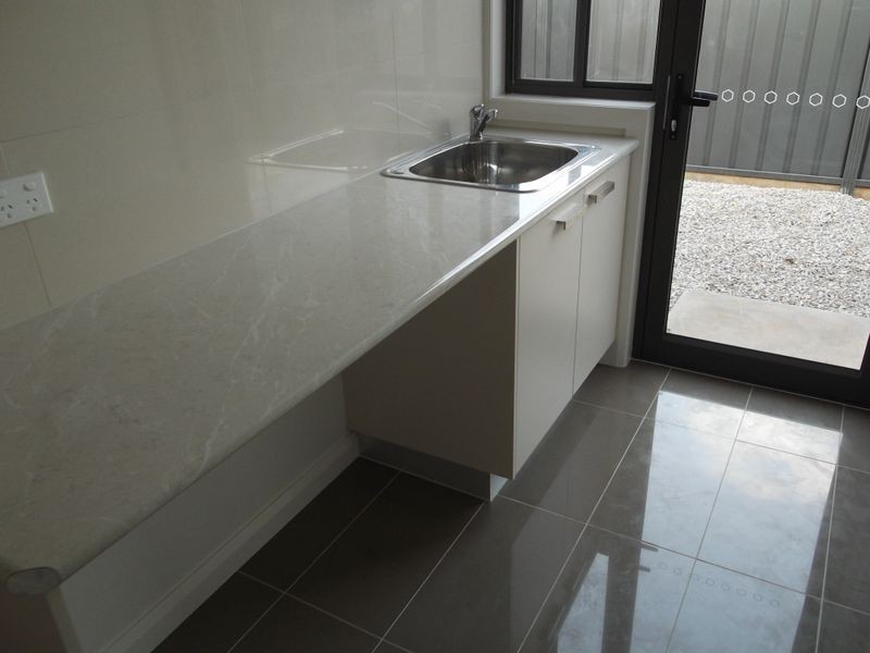 8 Saltbush Drive, Swan Hill VIC 3585