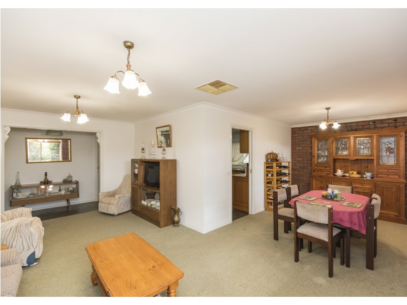 68 Poole Boulevard, Swan Hill VIC 3585