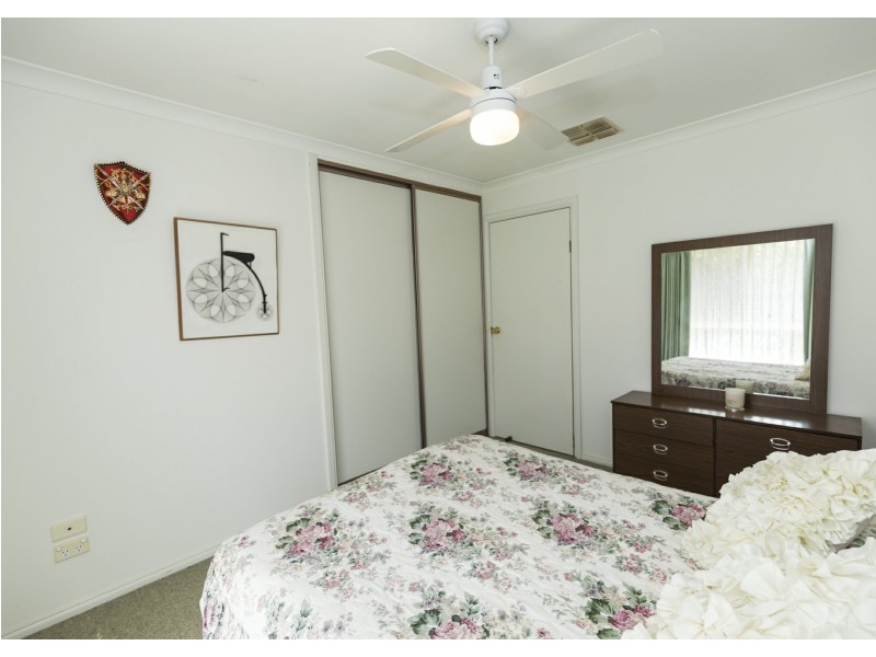 68 Poole Boulevard, Swan Hill VIC 3585