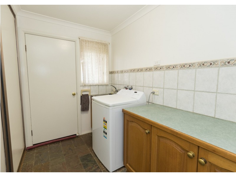 68 Poole Boulevard, Swan Hill VIC 3585