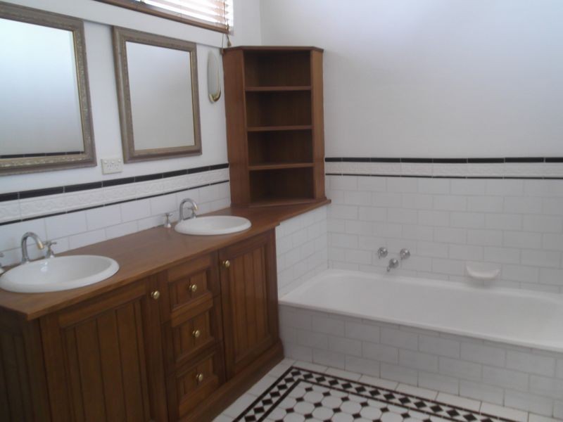 454 Campbell Street, Swan Hill VIC 3585