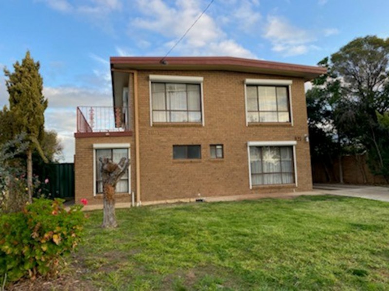 37 Arnoldt Street, Swan Hill VIC 3585