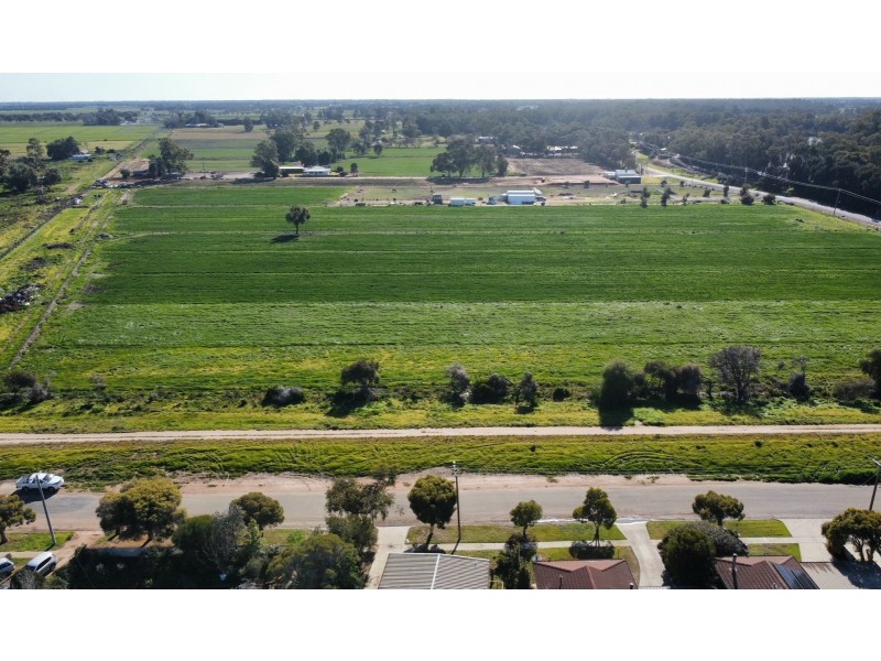 37 Arnoldt Street, Swan Hill VIC 3585