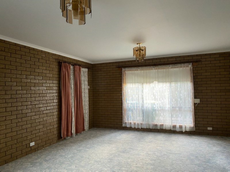 37 Arnoldt Street, Swan Hill VIC 3585