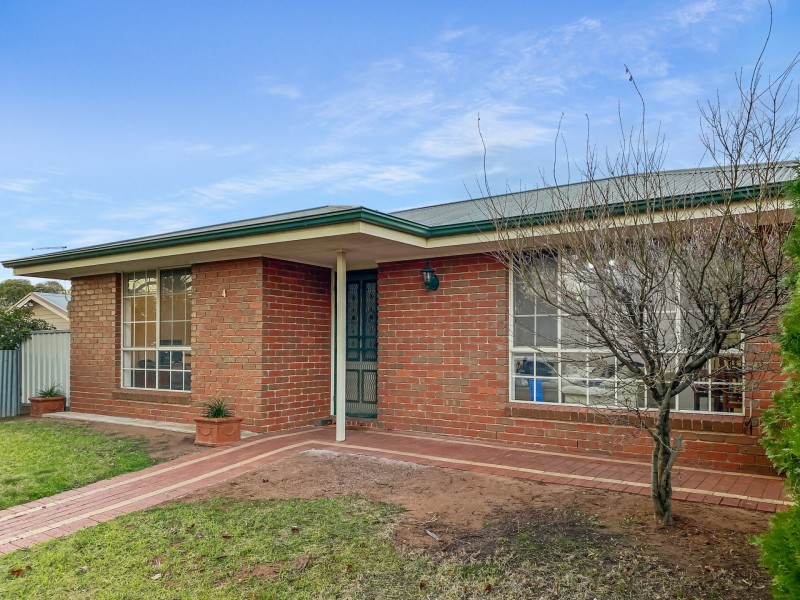 4 Connell Street, Swan Hill VIC 3585