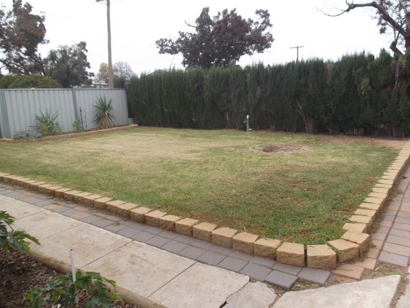 40 Stradbroke Avenue, Swan Hill VIC 3585