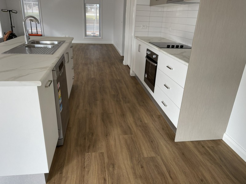 118 Stradbroke Avenue, Swan Hill VIC 3585