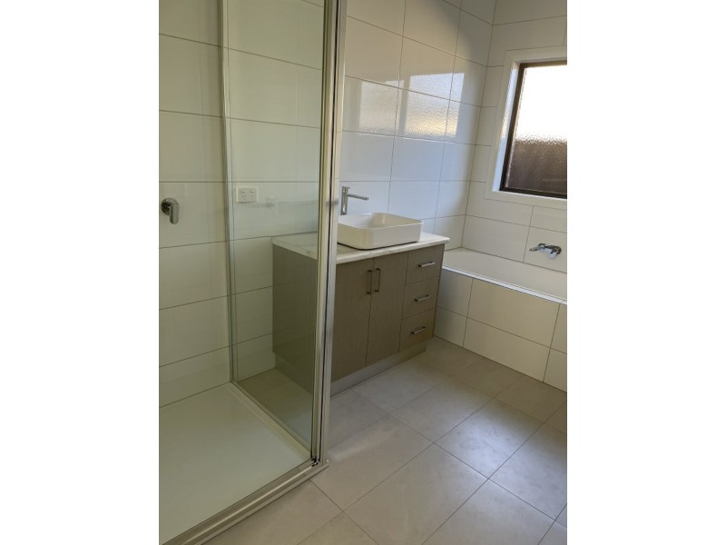 118 Stradbroke Avenue, Swan Hill VIC 3585