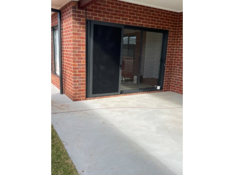 118 Stradbroke Avenue, Swan Hill VIC 3585