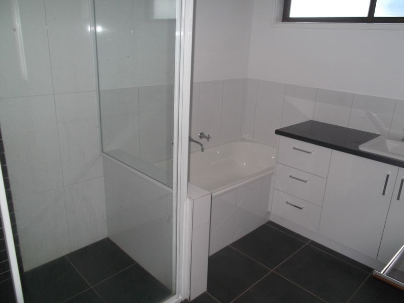 14 Ellwood Court, Swan Hill VIC 3585