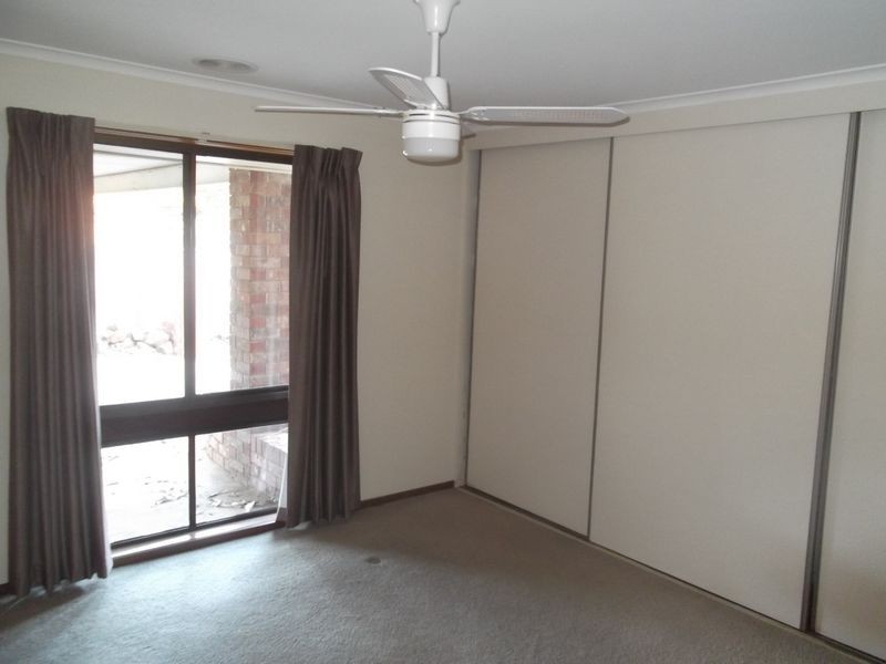 14 Ellwood Court, Swan Hill VIC 3585