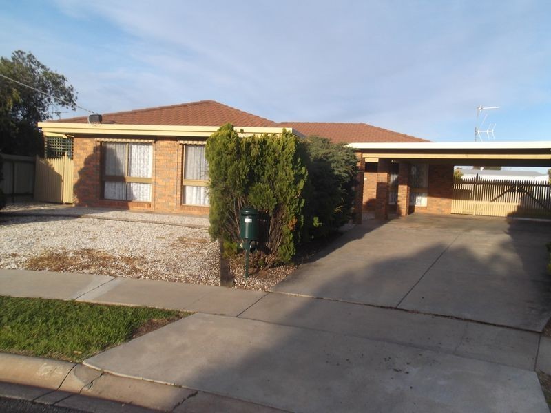 4 Hazel Court, Swan Hill VIC 3585