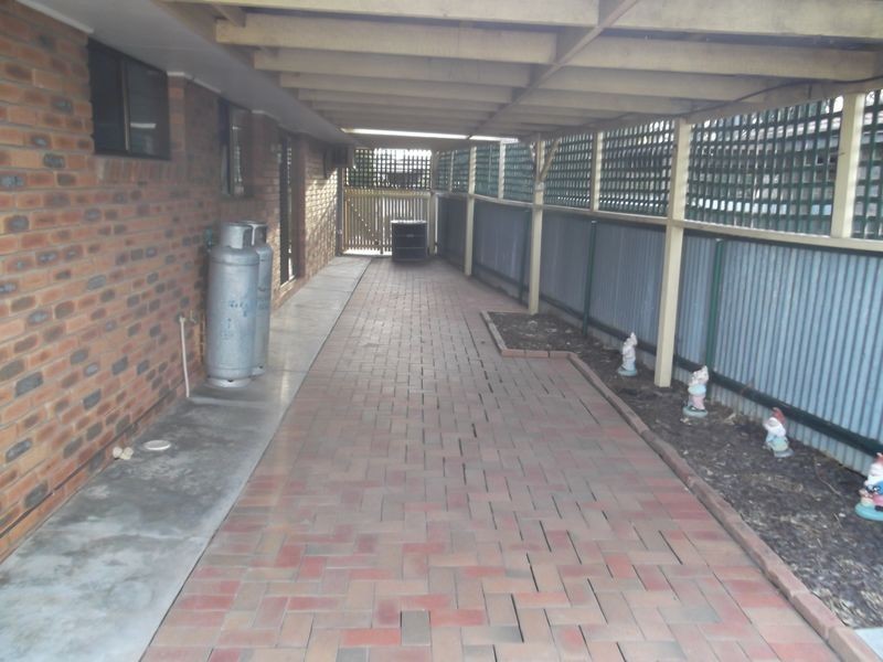 4 Hazel Court, Swan Hill VIC 3585