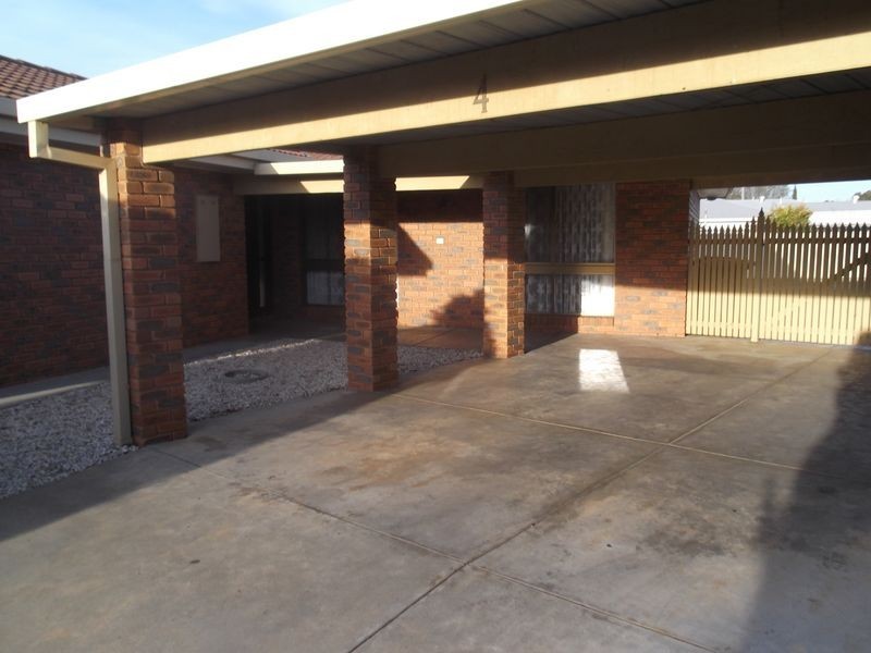 4 Hazel Court, Swan Hill VIC 3585