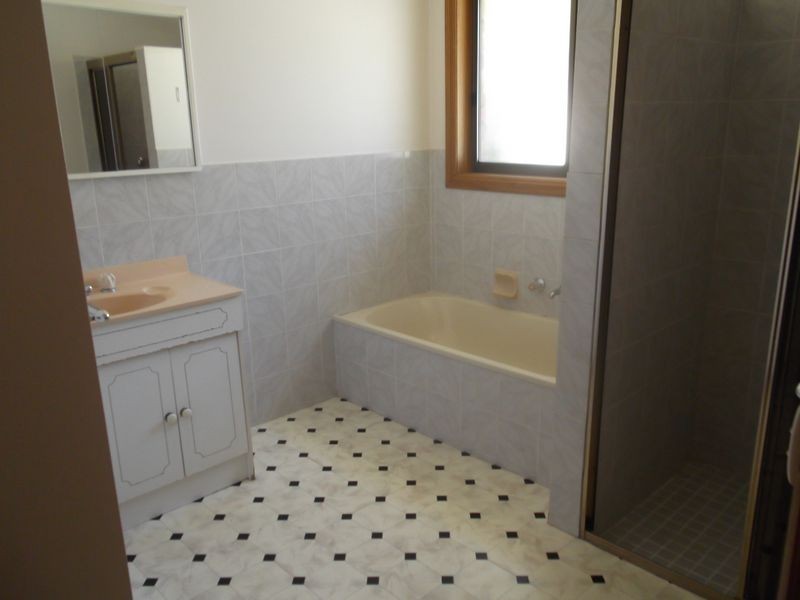 2/103 Splatt Street, Swan Hill VIC 3585