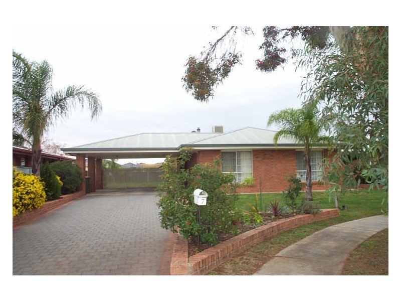 7 Goyne Crescent, Swan Hill VIC 3585