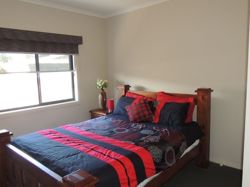 5 Dundas Lane, Swan Hill VIC 3585