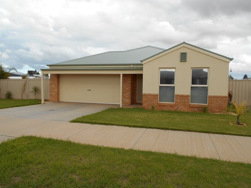 12 Manna Street, Swan Hill VIC 3585