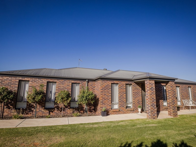 Unit 1/37A Pye Street, Swan Hill VIC 3585