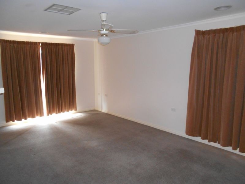 9 Boldrewood Drive, Swan Hill VIC 3585