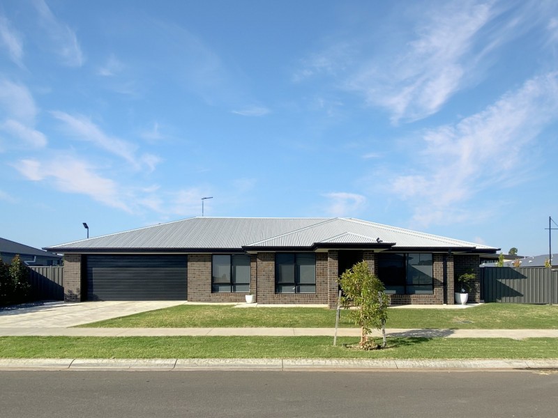 2 Wallowa Drive, Swan Hill VIC 3585