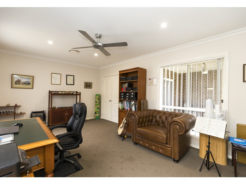 8 Dundas Lane, Swan Hill VIC 3585