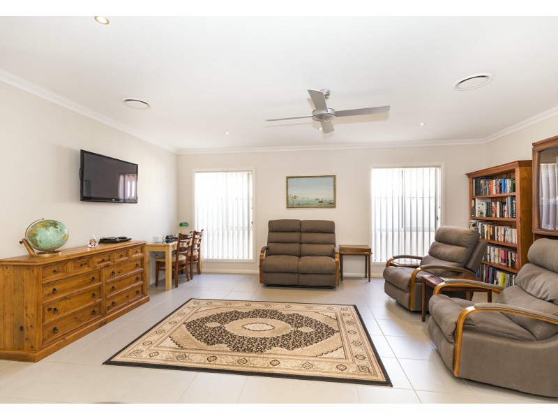 8 Dundas Lane, Swan Hill VIC 3585