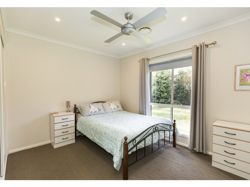 8 Dundas Lane, Swan Hill VIC 3585