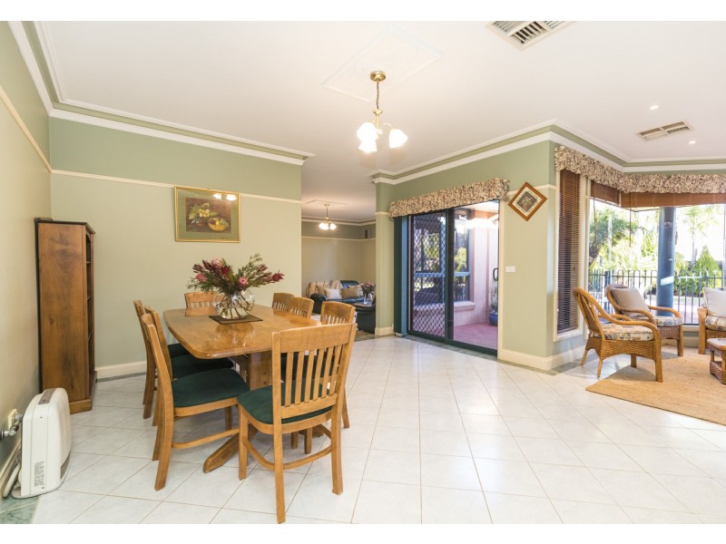 2 Sebastian Close, Swan Hill VIC 3585