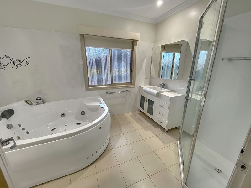 37 Monash Avenue, Nyah West VIC 3595
