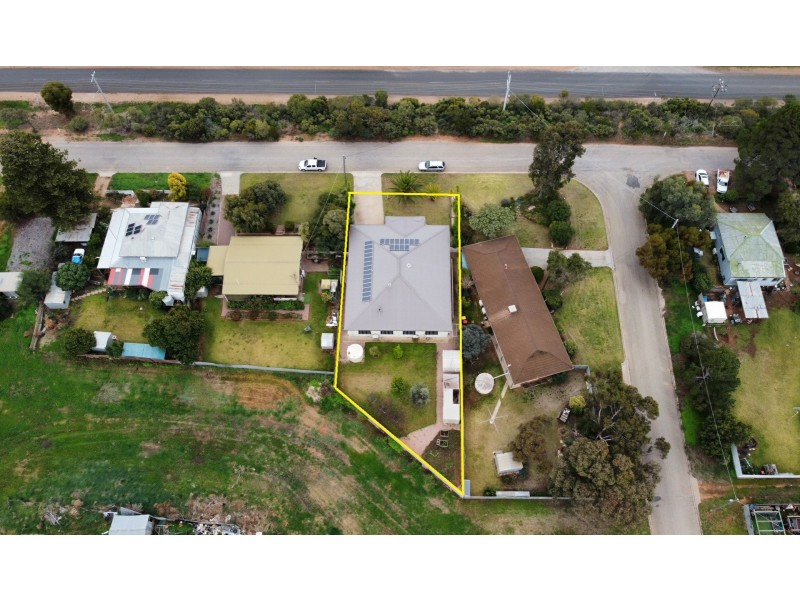 37 Monash Avenue, Nyah West VIC 3595