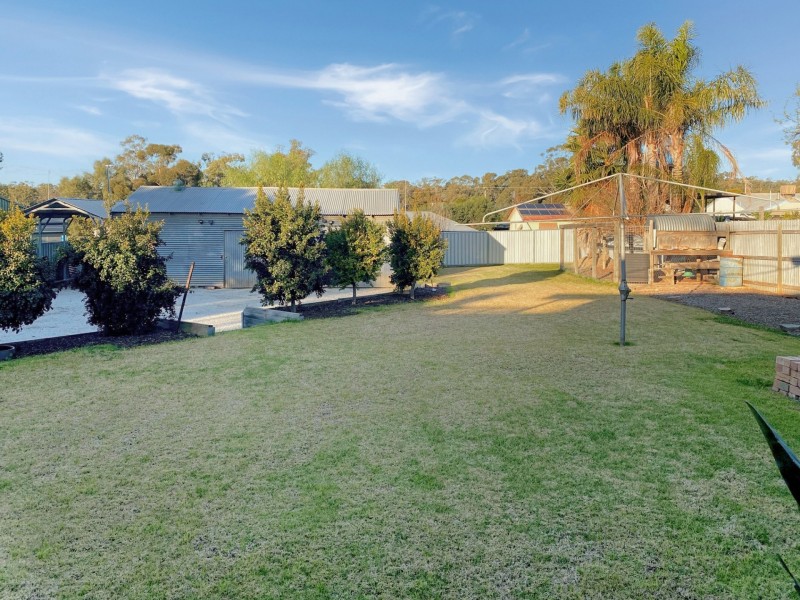 122 Stradbroke Avenue, Nyah VIC 3594