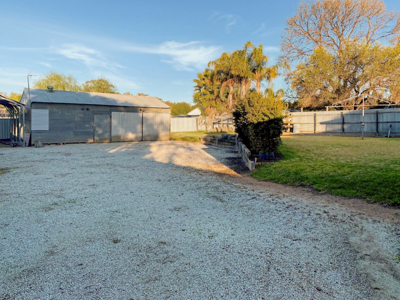 122 Stradbroke Avenue, Nyah VIC 3594