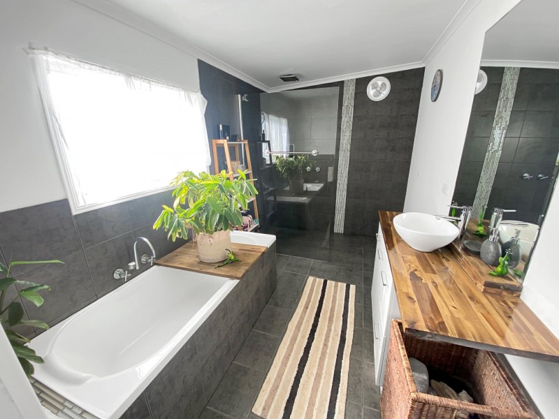 5 Cheer Street, Koraleigh NSW 2735