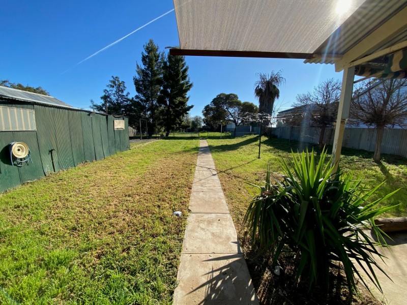 65 Hannon Street, Sea Lake VIC 3533