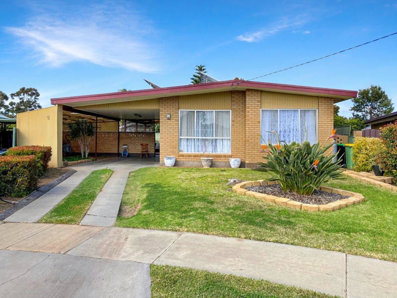 5 Phyland Court, Swan Hill VIC 3585