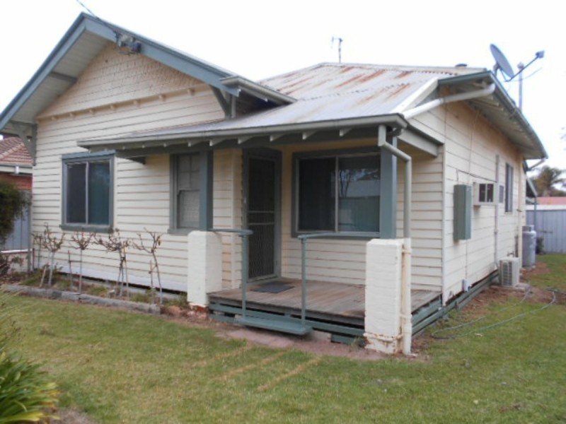 128a Stradbroke Avenue, Swan Hill VIC 3585