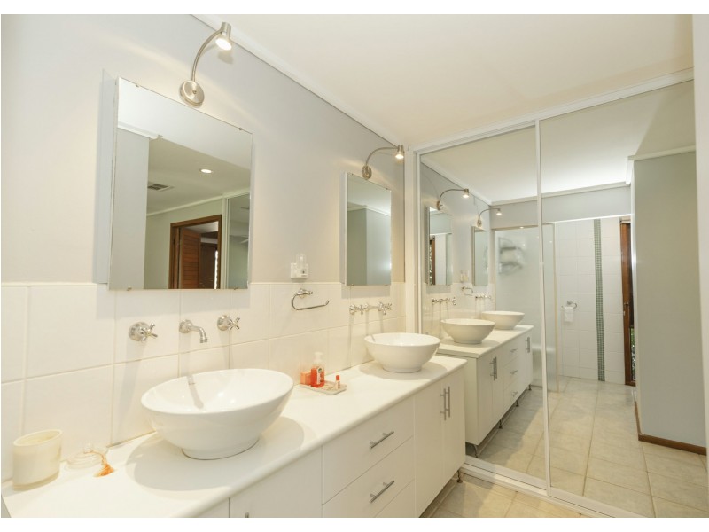 57 Douglas Road, Swan Hill VIC 3585