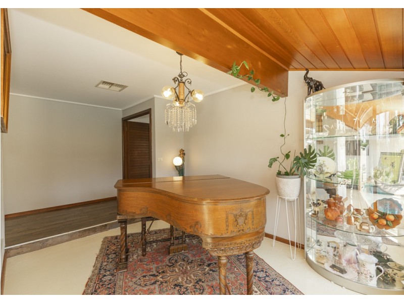 57 Douglas Road, Swan Hill VIC 3585