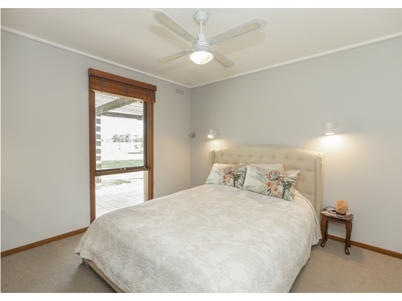 57 Douglas Road, Swan Hill VIC 3585