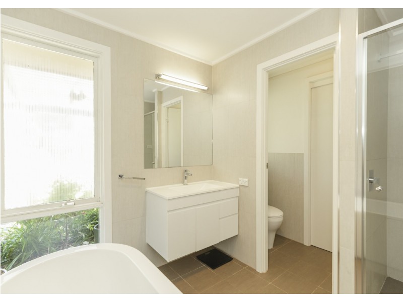 57 Douglas Road, Swan Hill VIC 3585