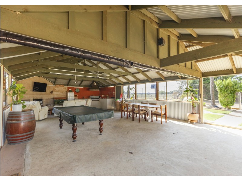 57 Douglas Road, Swan Hill VIC 3585