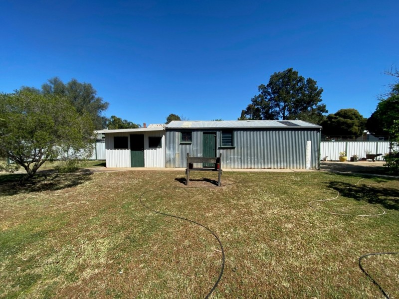 8 Church Street, Quambatook VIC 3540