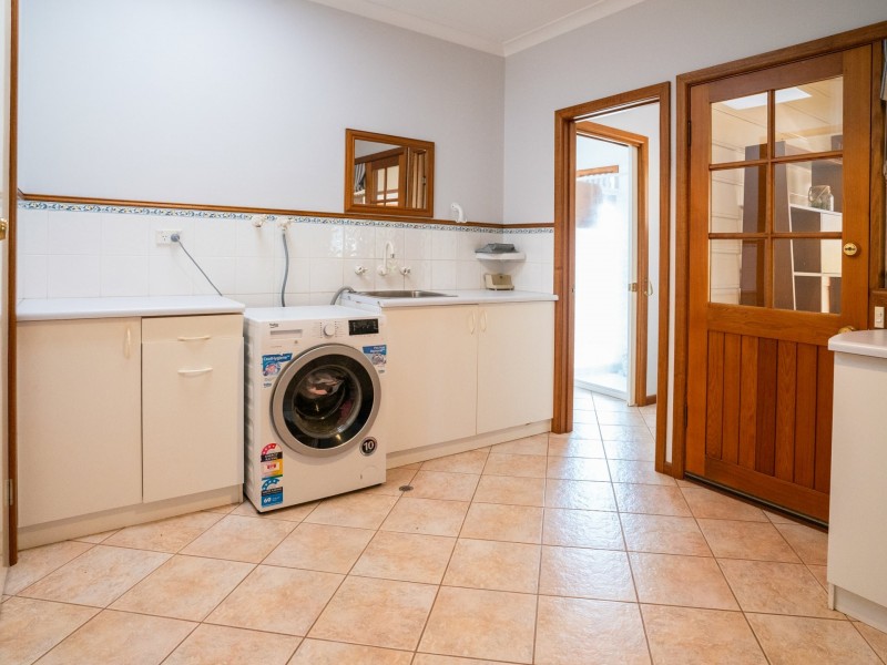 247 Lakeside Drive, Lake Boga VIC 3584